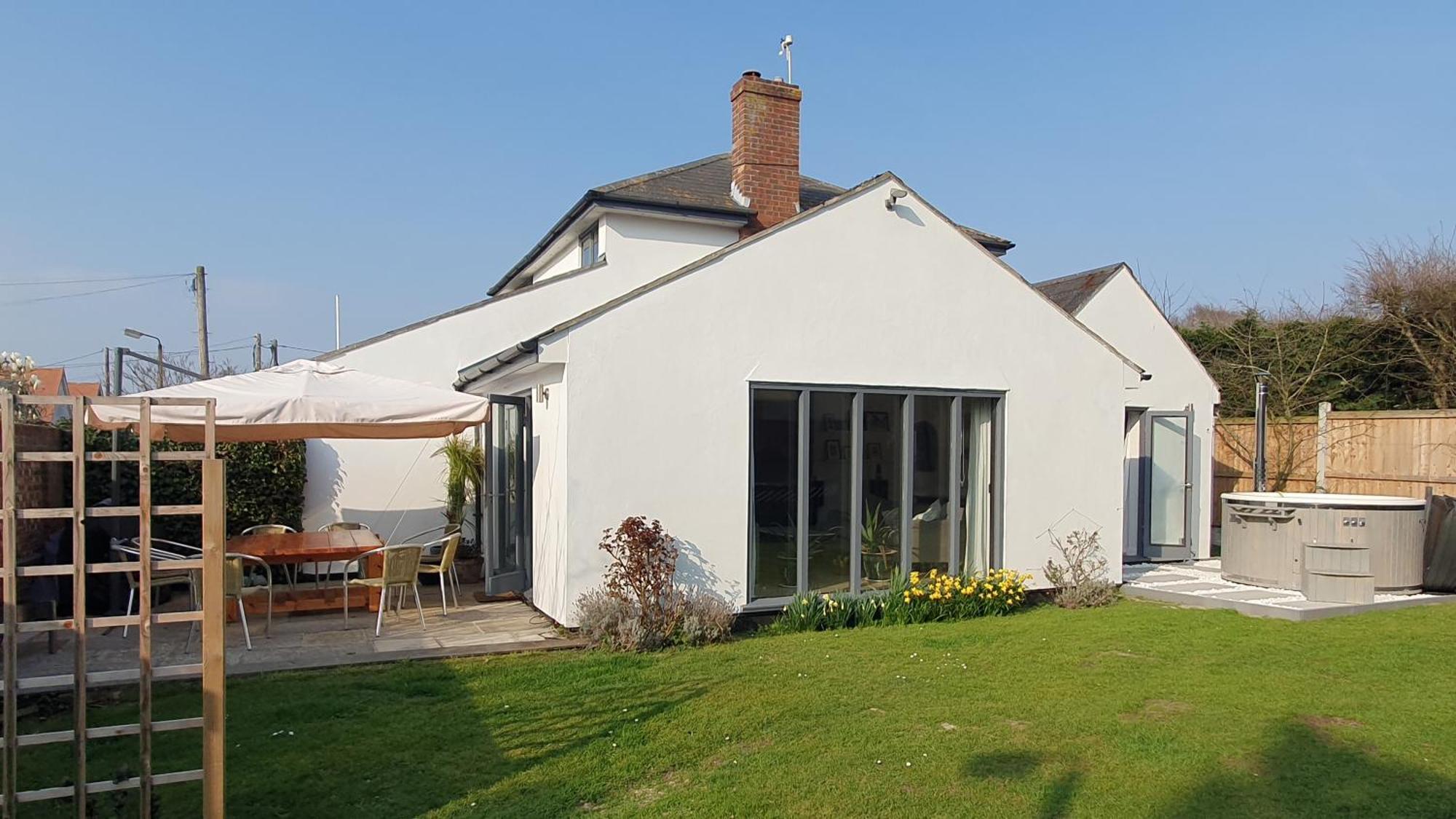 Island Retreat With Hottub Villa West Mersea Bagian luar foto