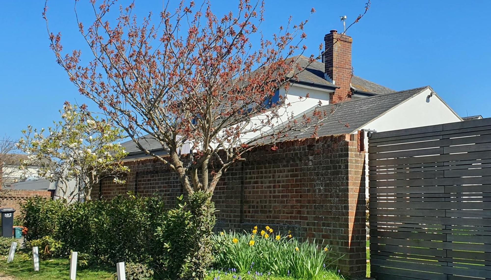 Island Retreat With Hottub Villa West Mersea Bagian luar foto